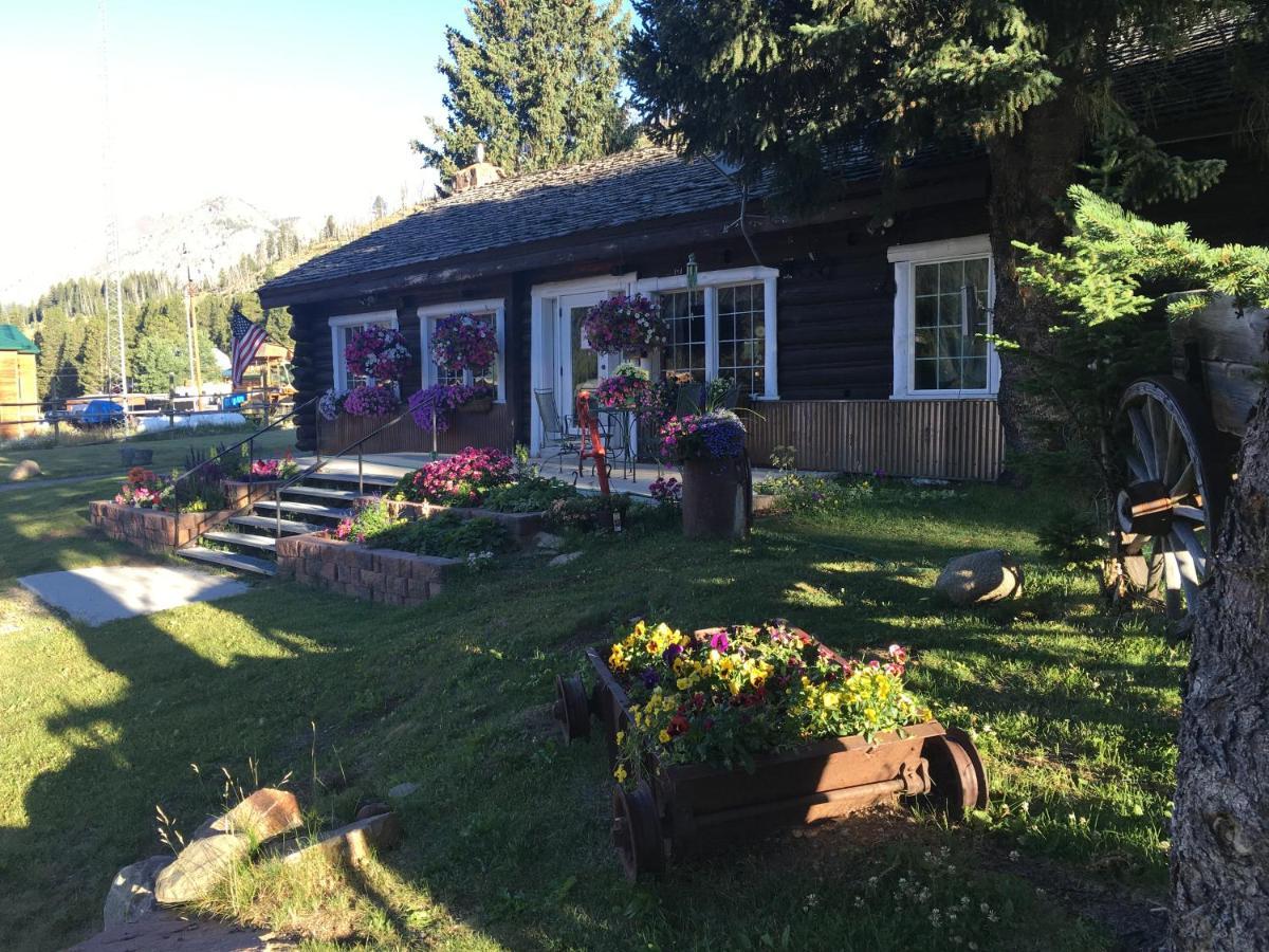 Antlers Lodge Cooke City Exteriér fotografie